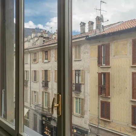 Garibaldi's Balcony By Rent Apartamento Como